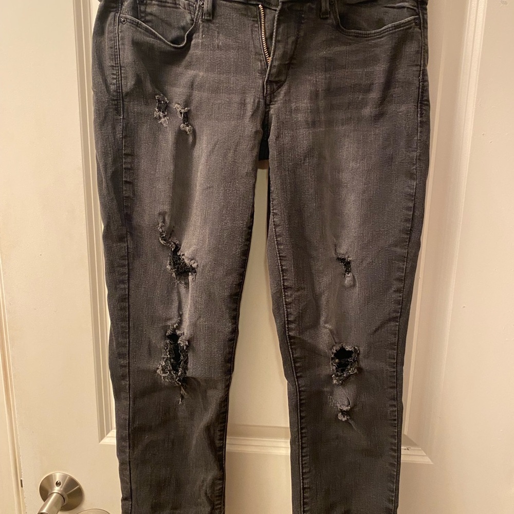 Levi’s Distressed Boyfriend Jeans